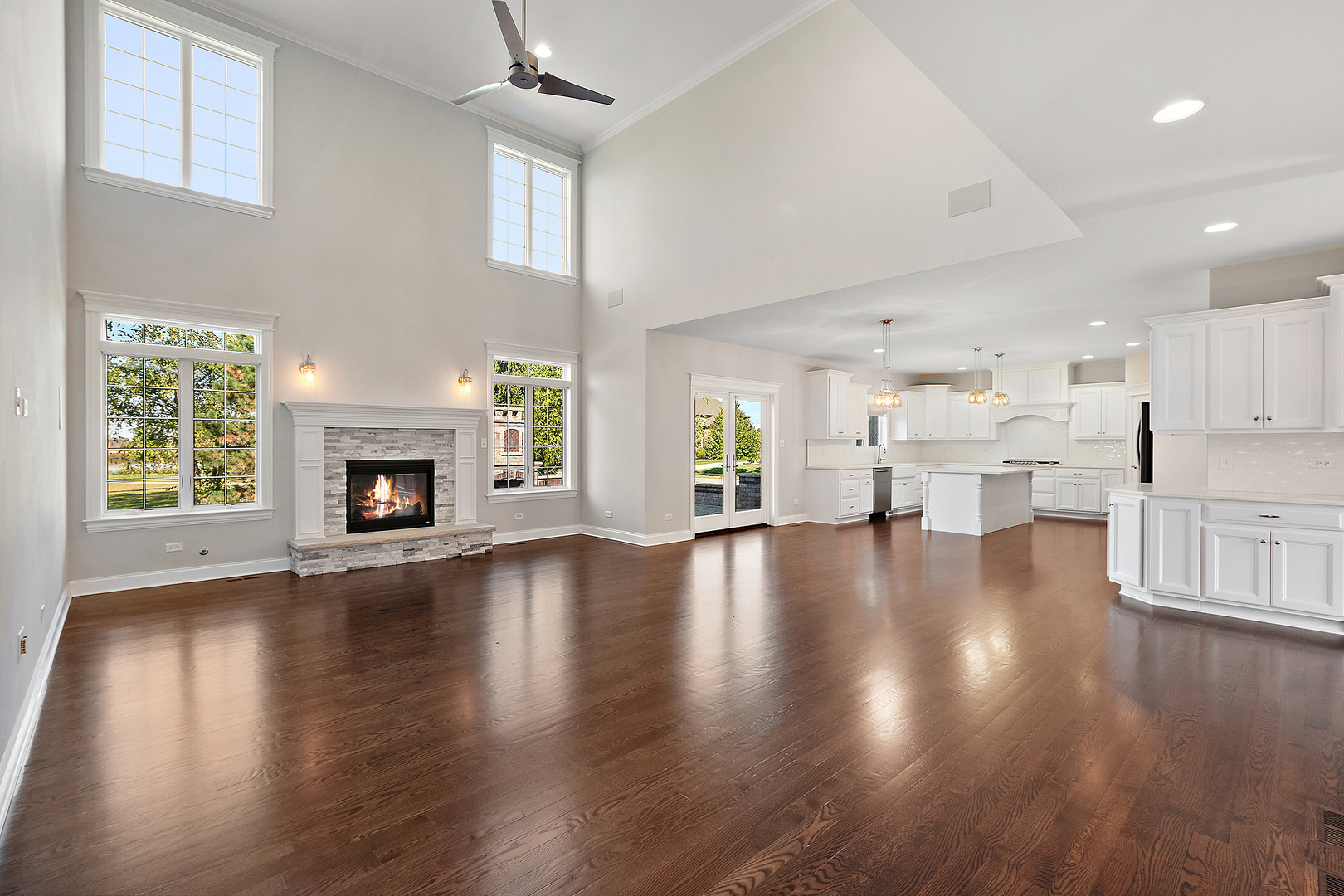 22018 Mary Drive, Frankfort, IL 60423