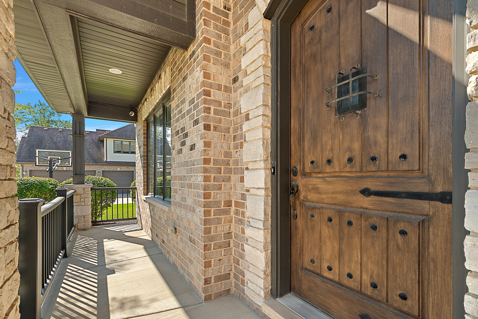 22018 Mary Drive, Frankfort, IL 60423