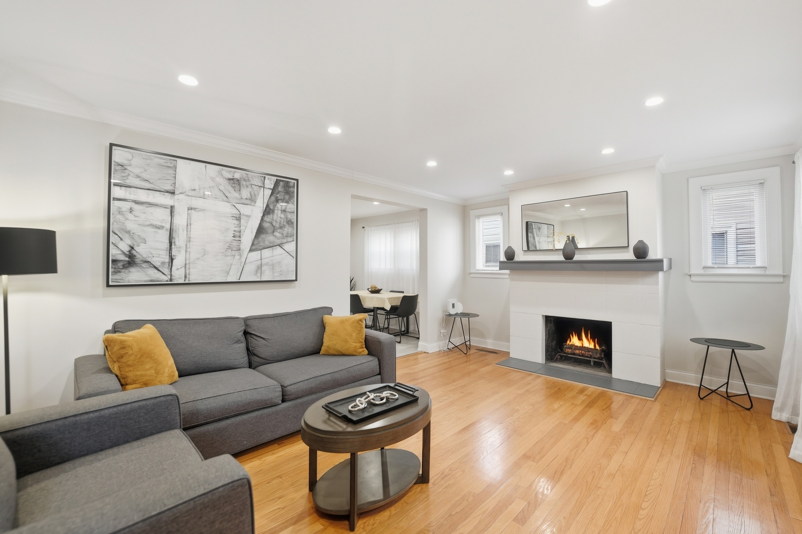 3043 W 96th Place, Evergreen Park, IL 60805