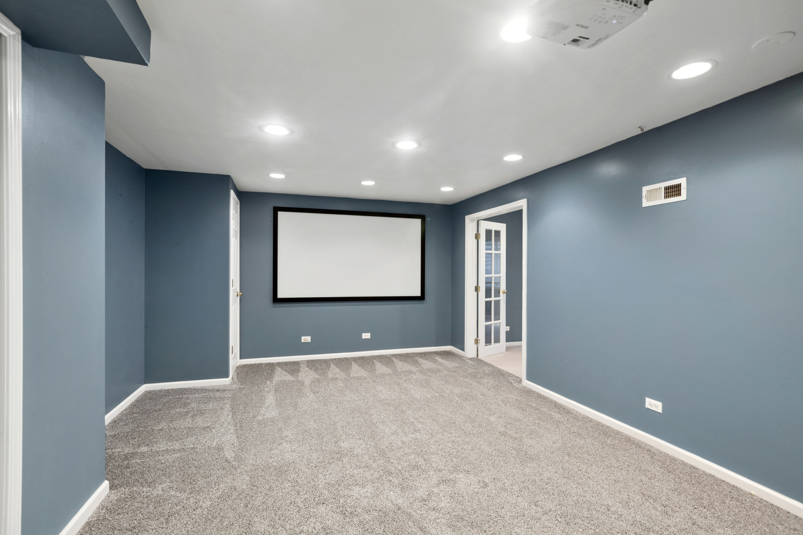 103 Harding Court, North Aurora, IL 60542