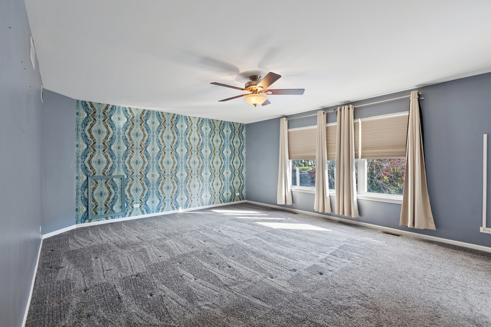 103 Harding Court, North Aurora, IL 60542