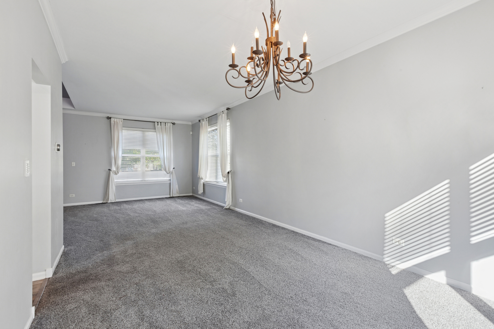 103 Harding Court, North Aurora, IL 60542