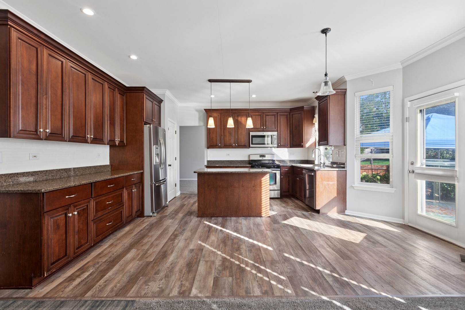 103 Harding Court, North Aurora, IL 60542