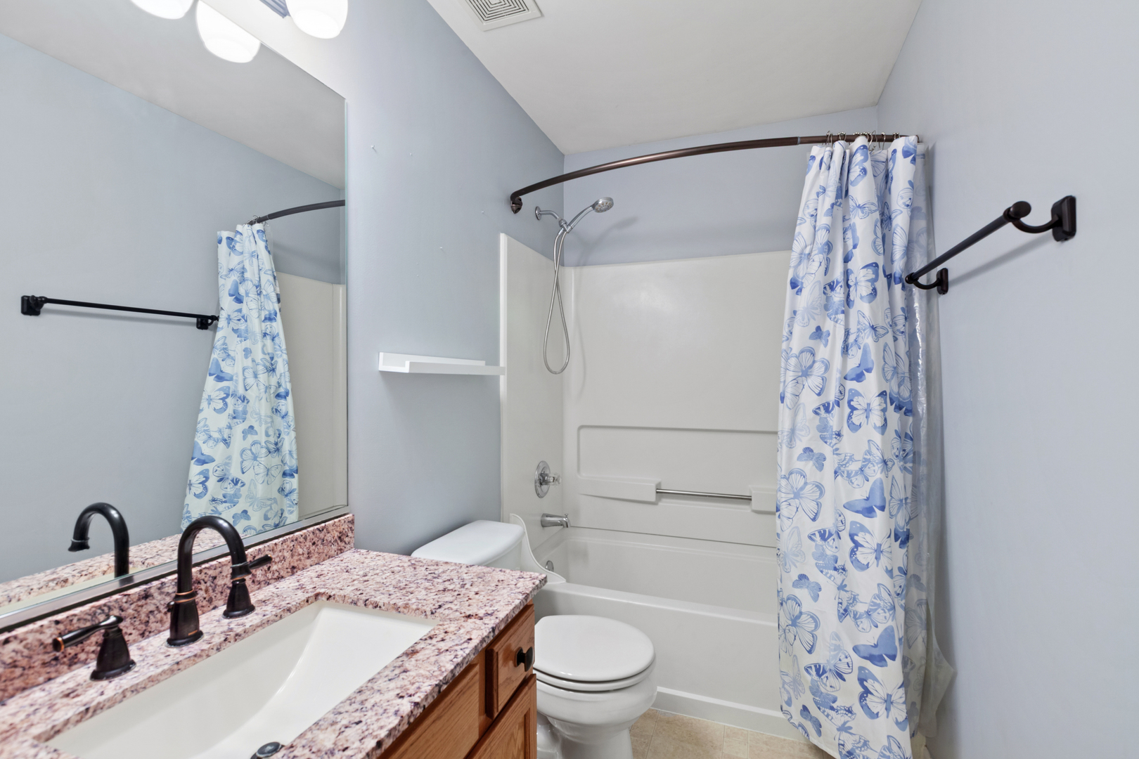 103 Harding Court, North Aurora, IL 60542