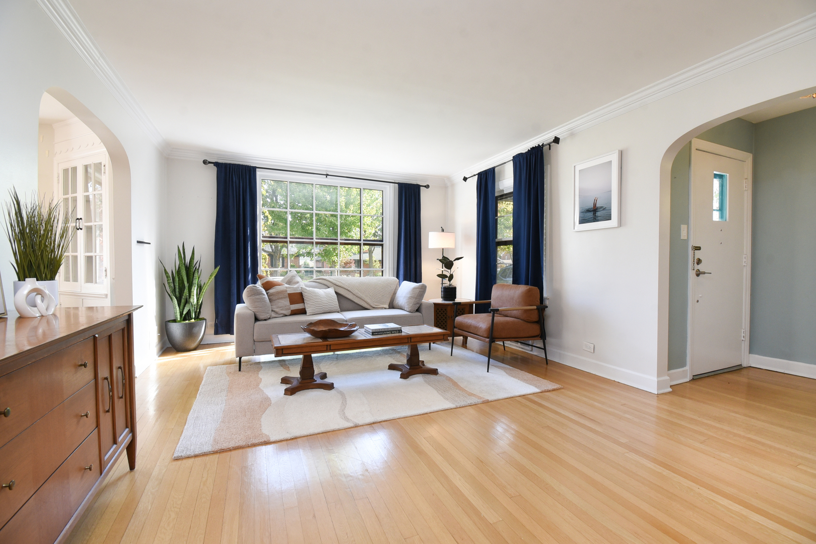 736 S Ashland Avenue, La Grange, IL 60525