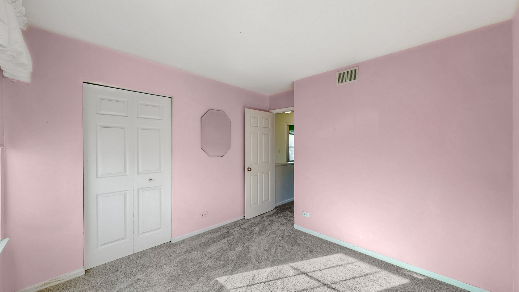 225 Mondovi Drive, Oswego, IL 60543