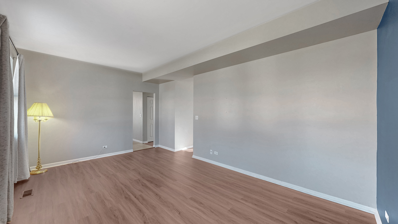 225 Mondovi Drive, Oswego, IL 60543