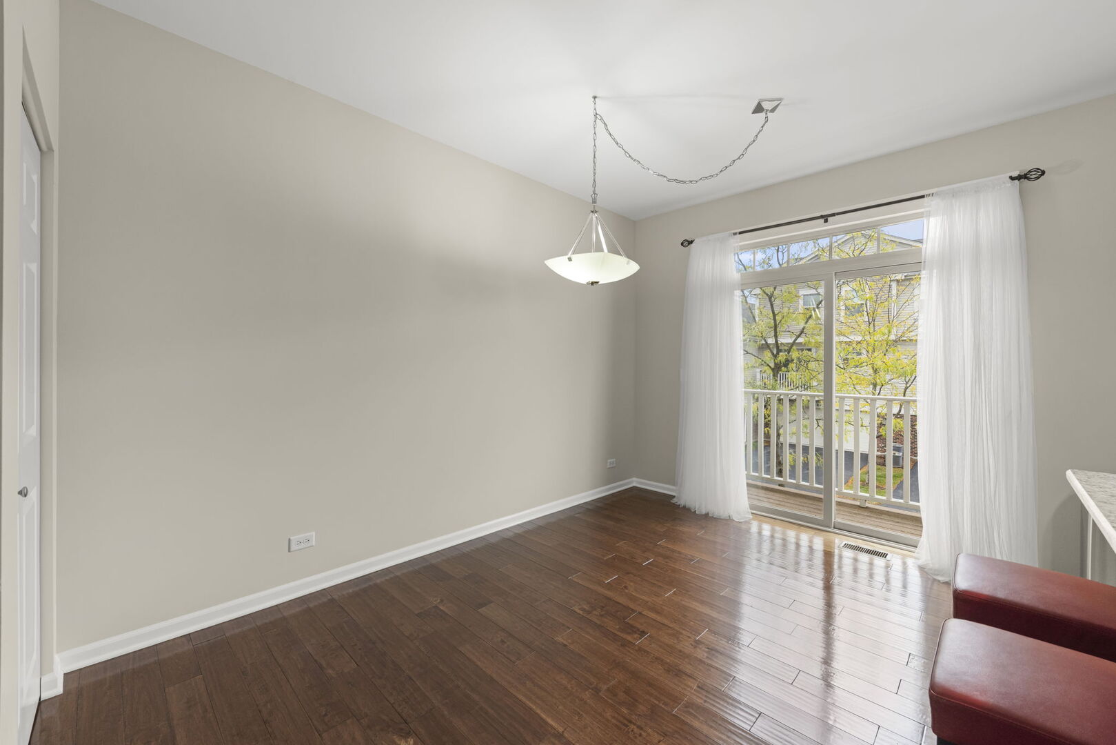 28W068 Shelburne Farms Drive, Winfield, IL 60190