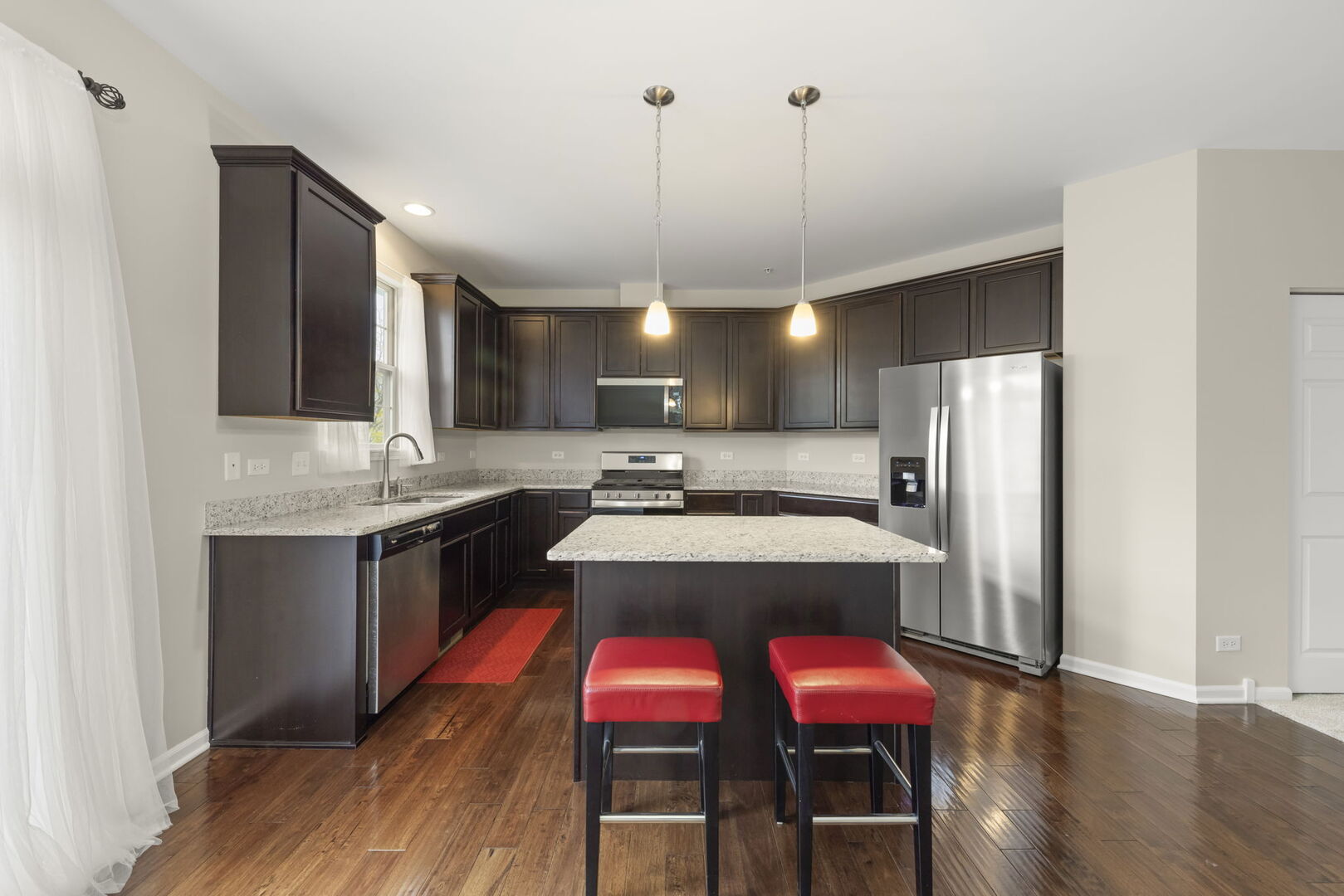 28W068 Shelburne Farms Drive, Winfield, IL 60190