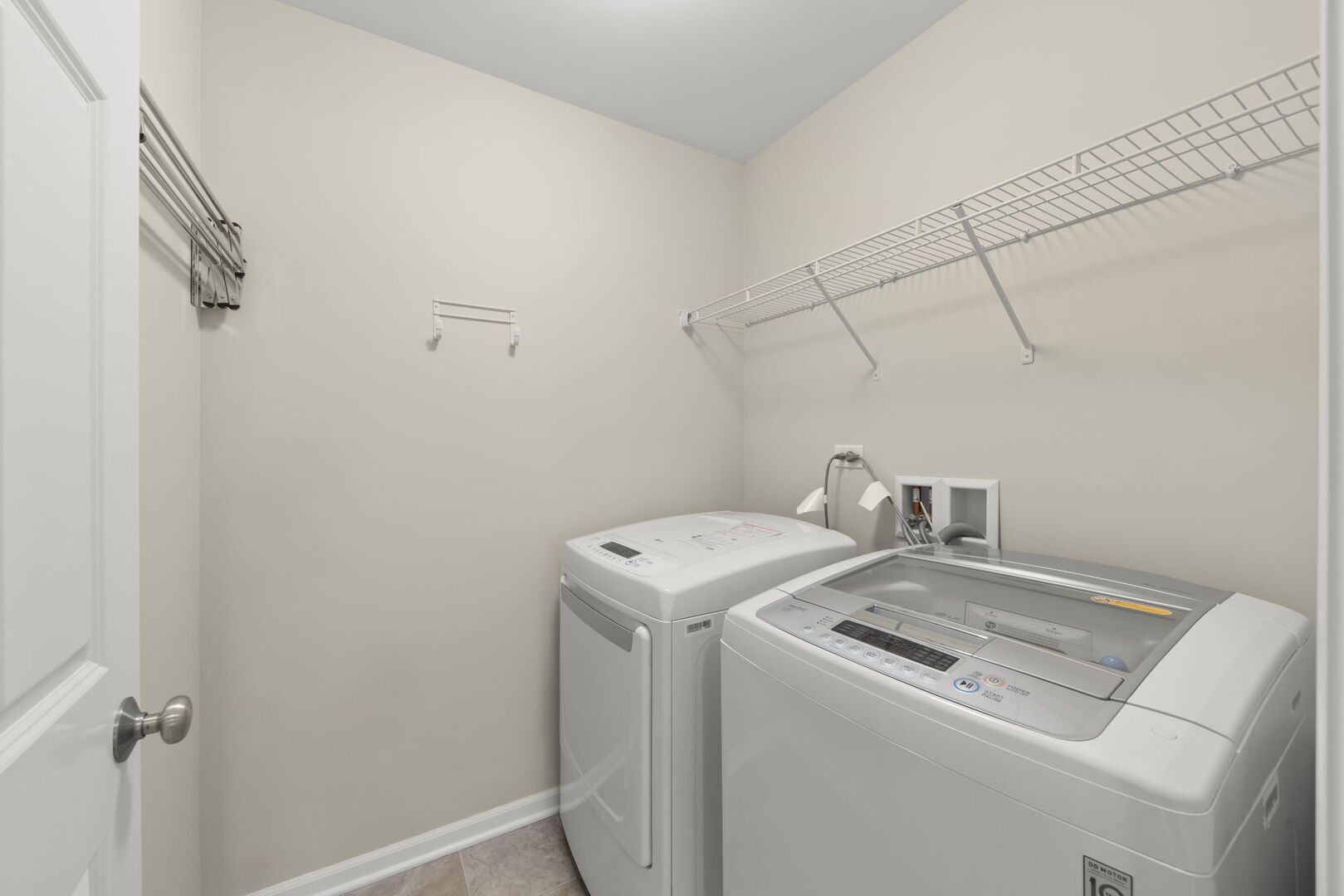 28W068 Shelburne Farms Drive, Winfield, IL 60190