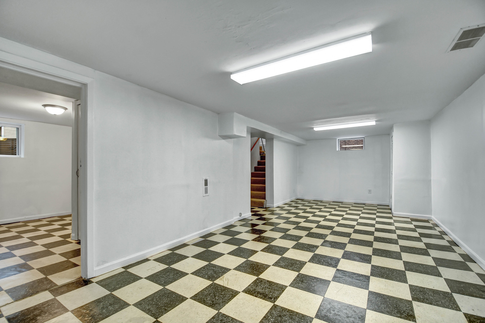 2950 Bernice Road, Lansing, IL 60438