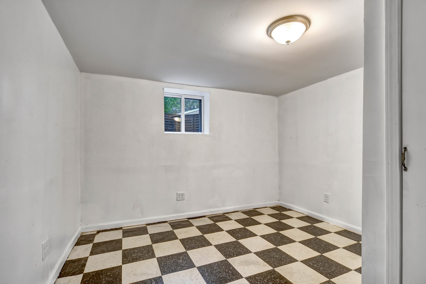 2950 Bernice Road, Lansing, IL 60438