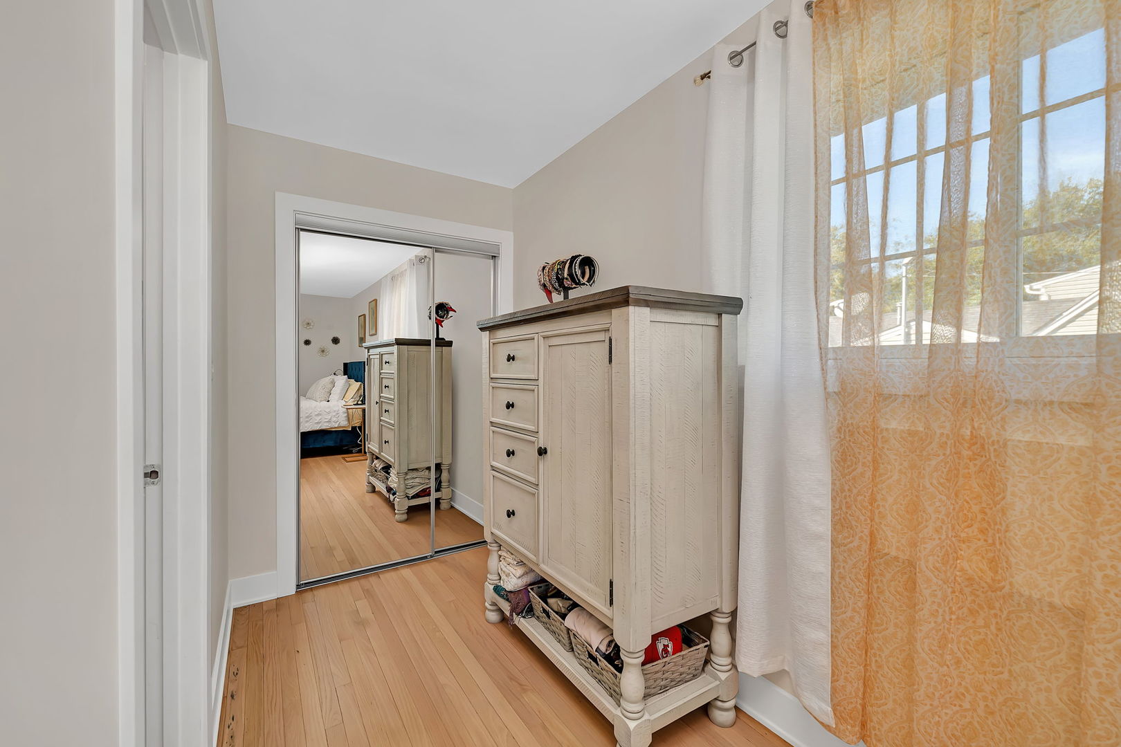 128 S Villa Avenue, Addison, IL 60101