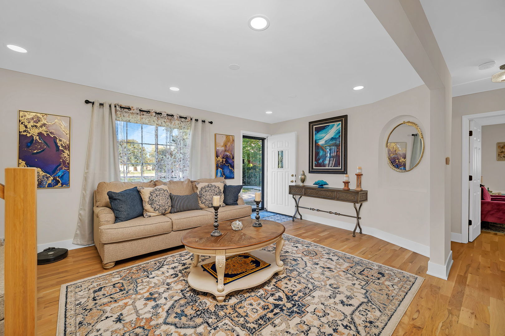 128 S Villa Avenue, Addison, IL 60101