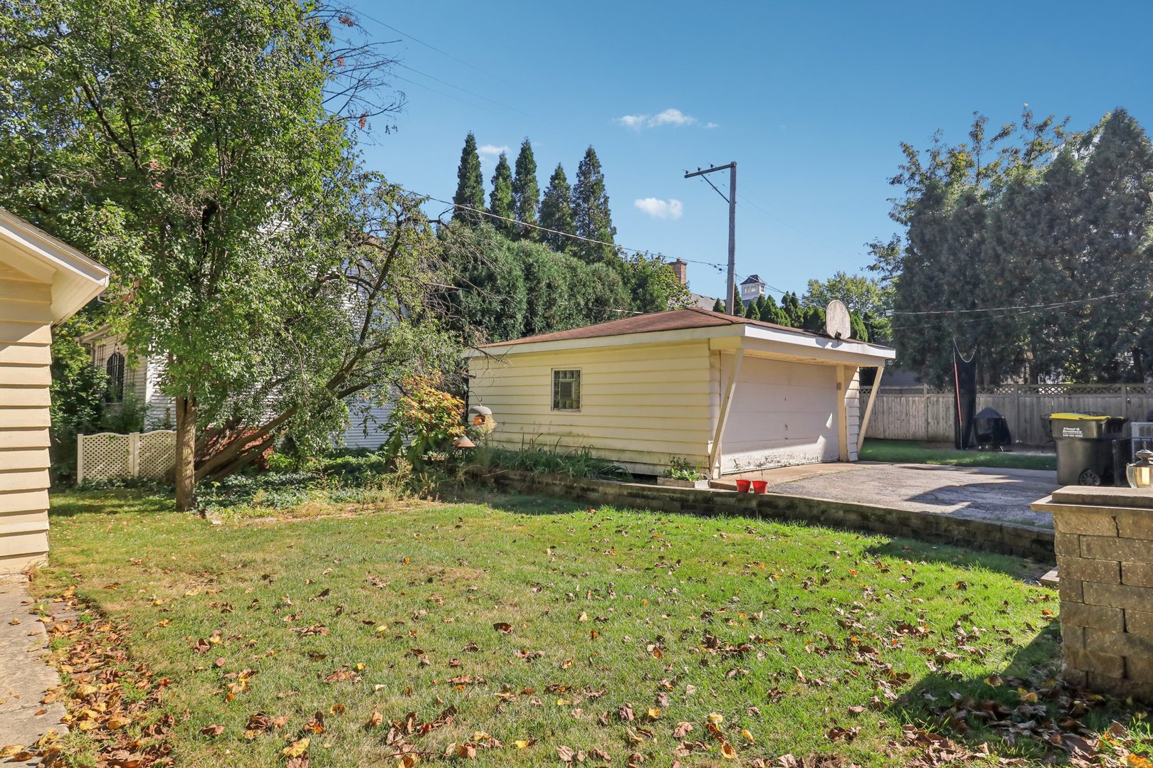 115 S Spring Avenue, La Grange, IL 60525