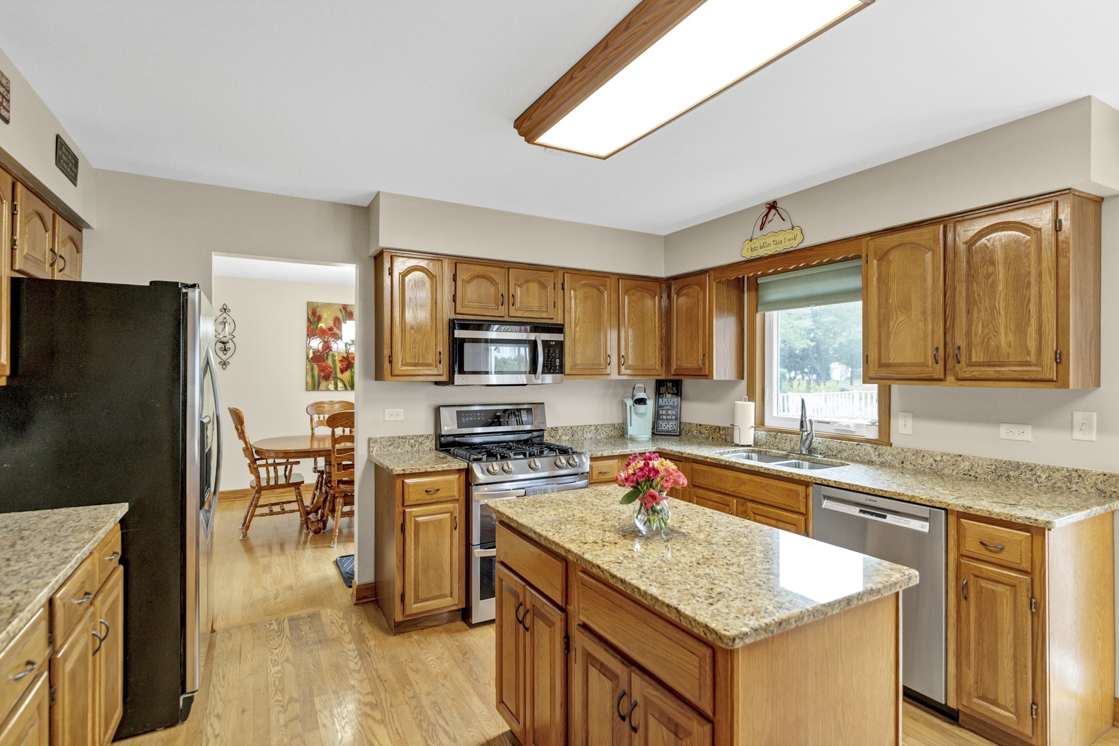 560 Valleyview Drive, Bartlett, IL 60103