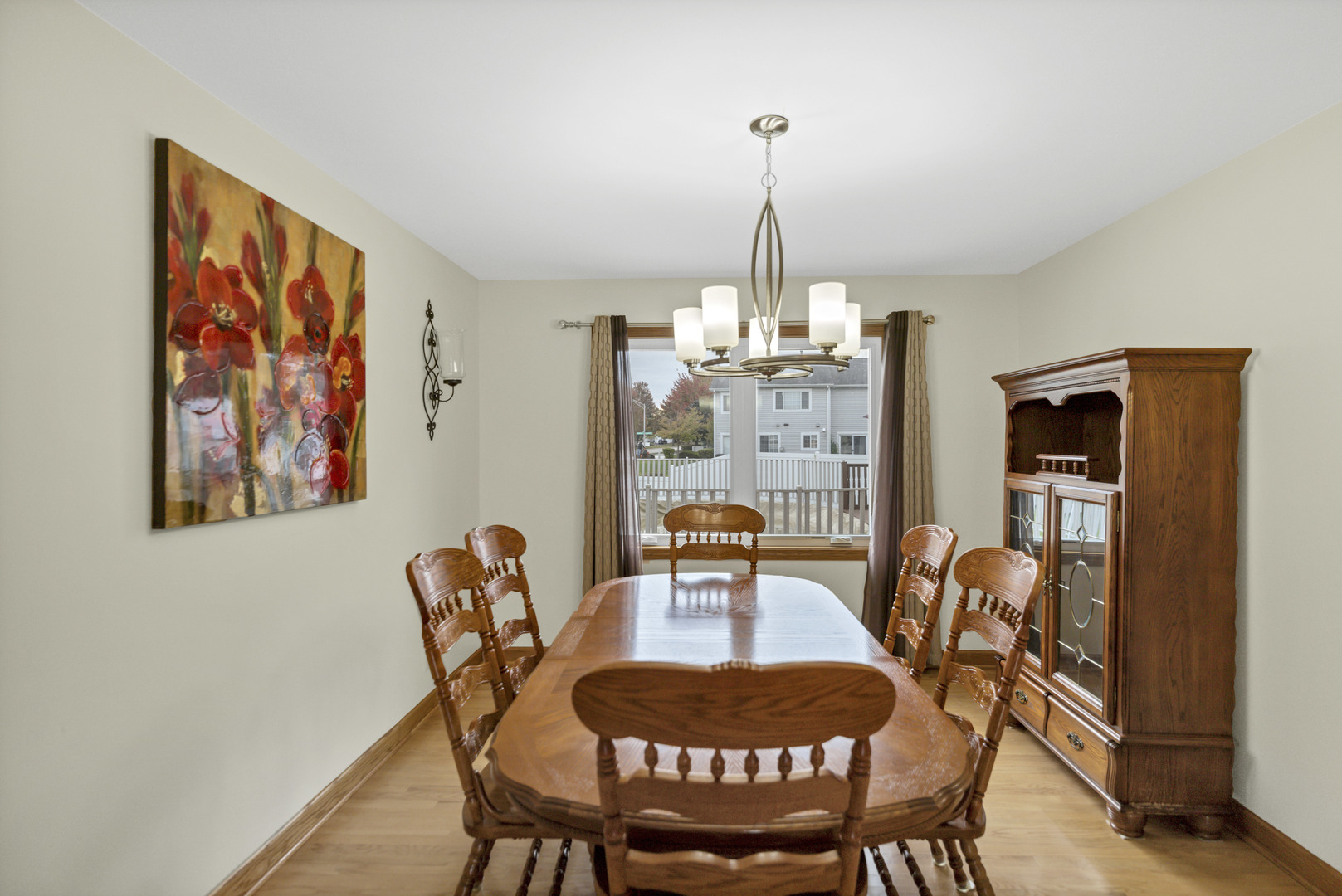 560 Valleyview Drive, Bartlett, IL 60103