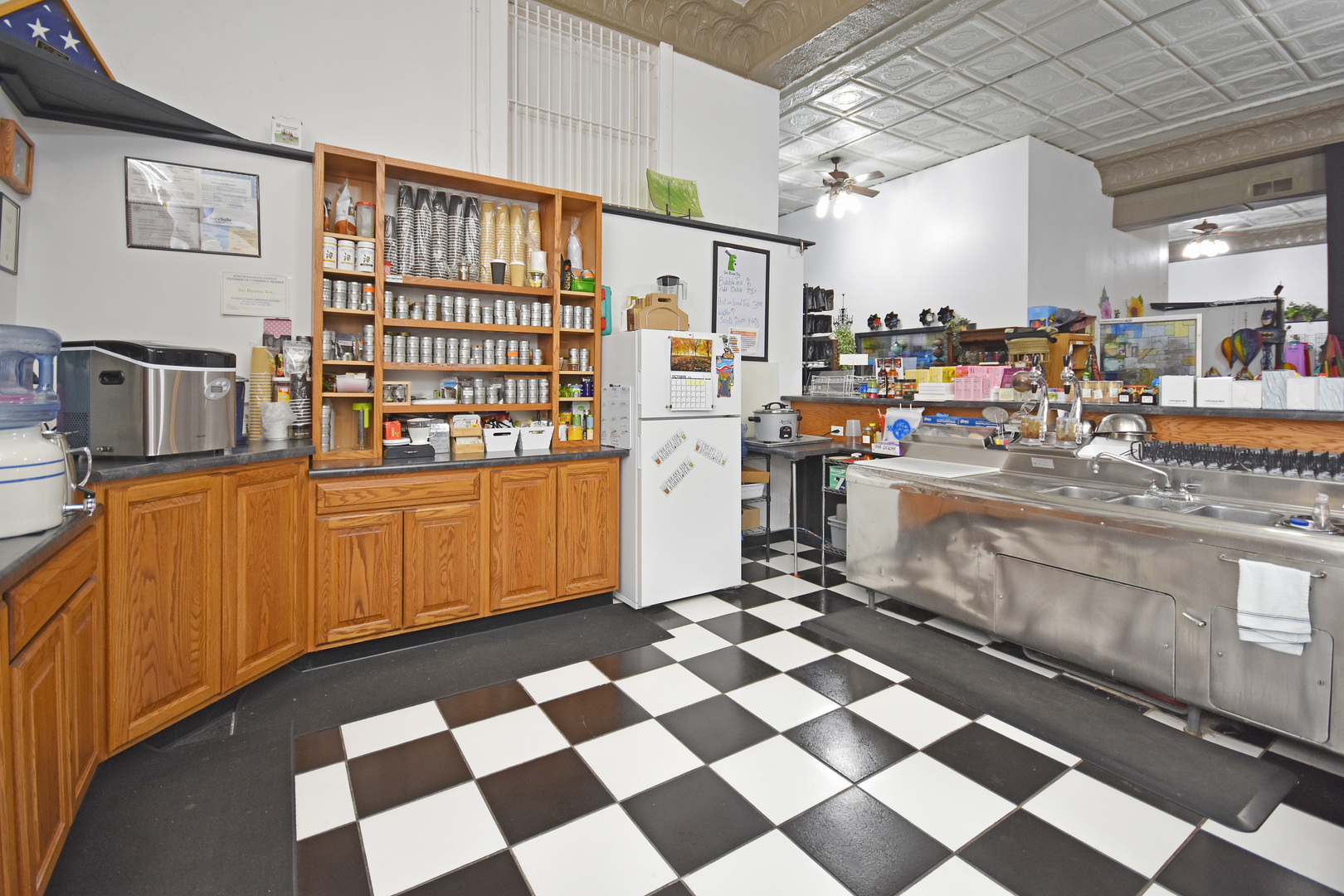 113 N Kickapoo Street, Lincoln, IL 62656