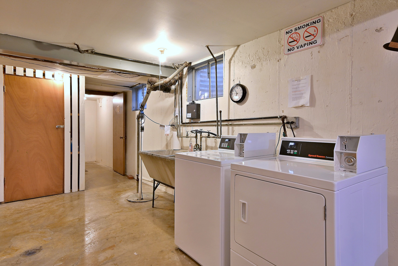 6815 N Olmsted Avenue #203, Chicago, IL 60631