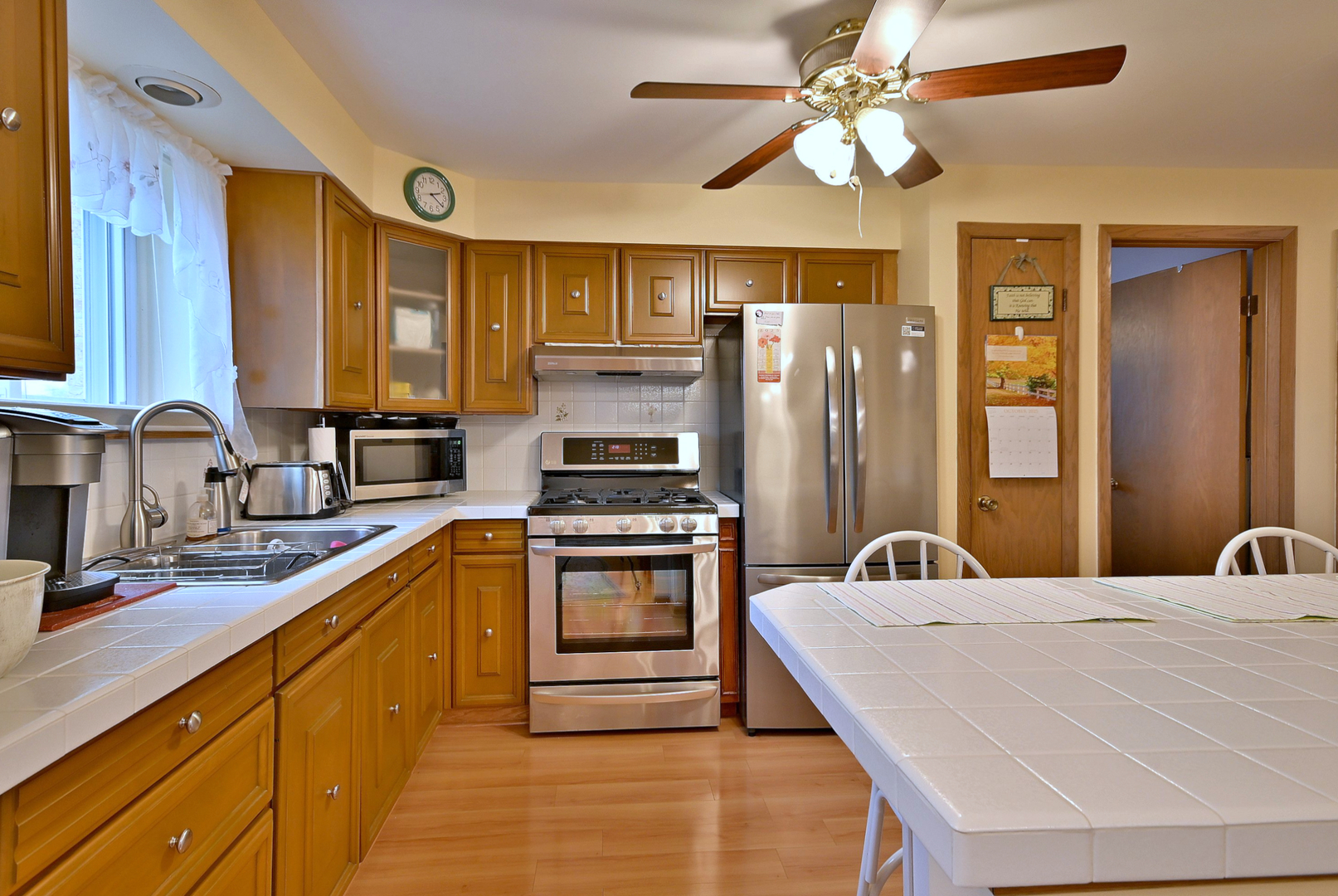 6815 N Olmsted Avenue #203, Chicago, IL 60631