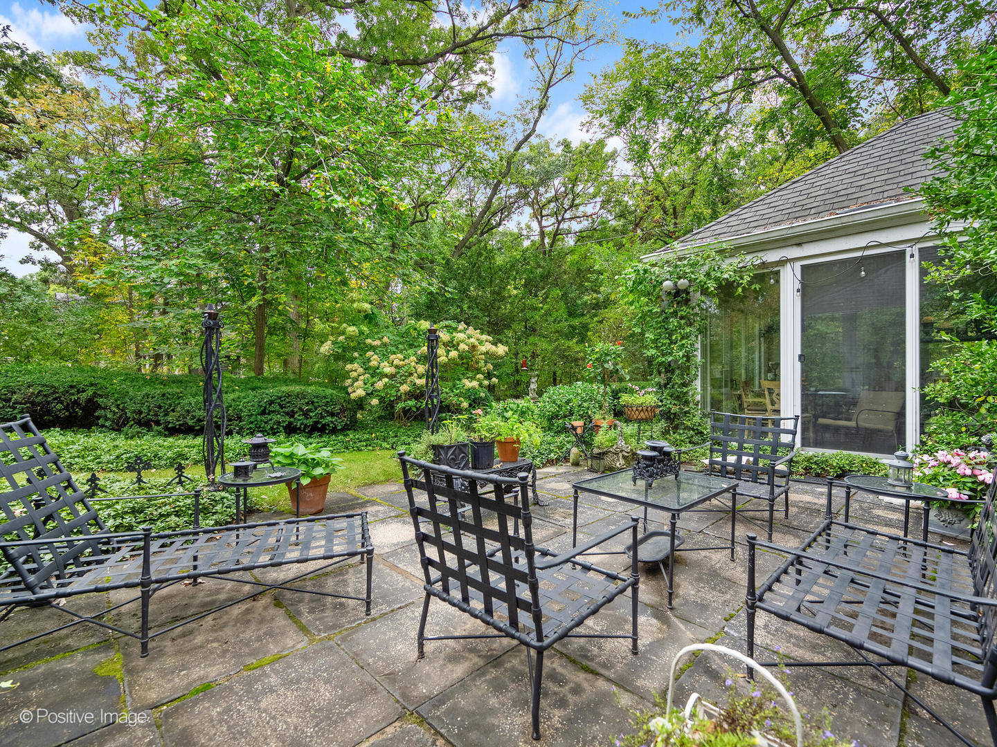 704 Bittersweet Lane, Hinsdale, IL 60521