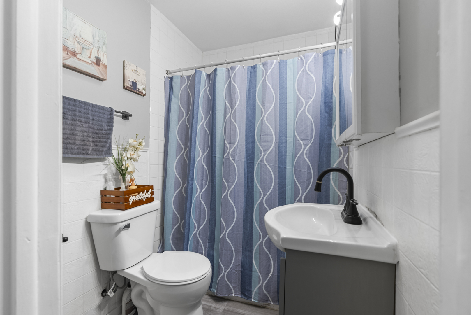 1143 Ridgeway Avenue, Aurora, IL 60506