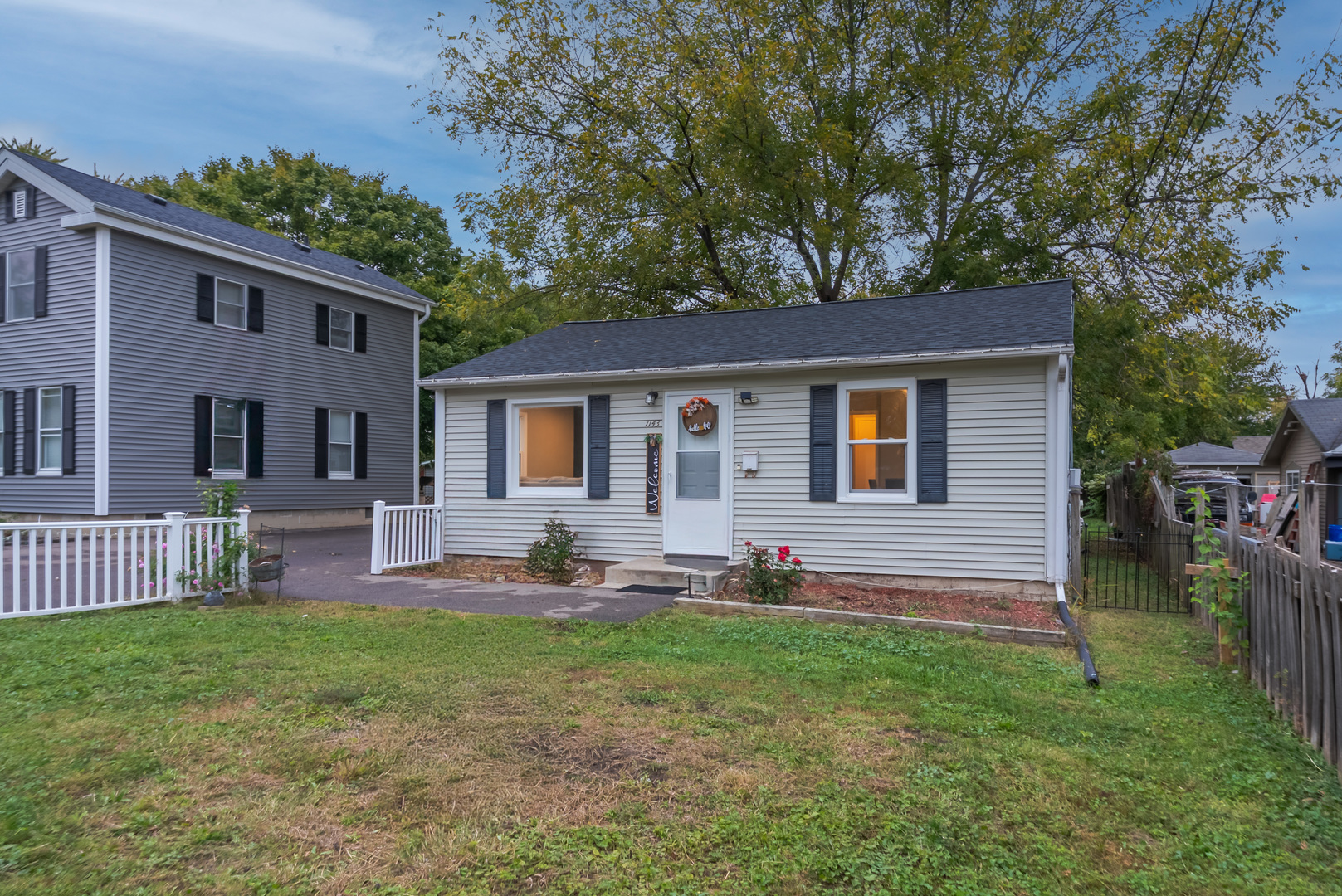 1143 Ridgeway Avenue, Aurora, IL 60506