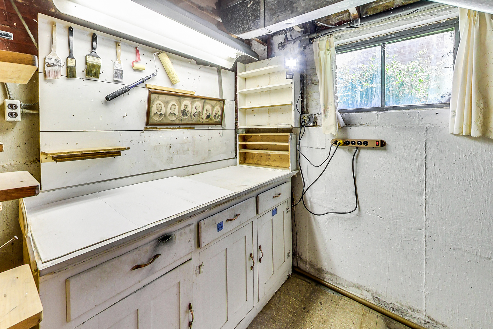 8351 N Oleander Avenue, Niles, IL 60714