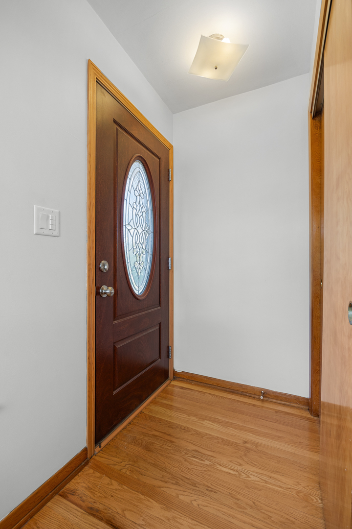 4228 Atlantic Avenue, Schiller Park, IL 60176