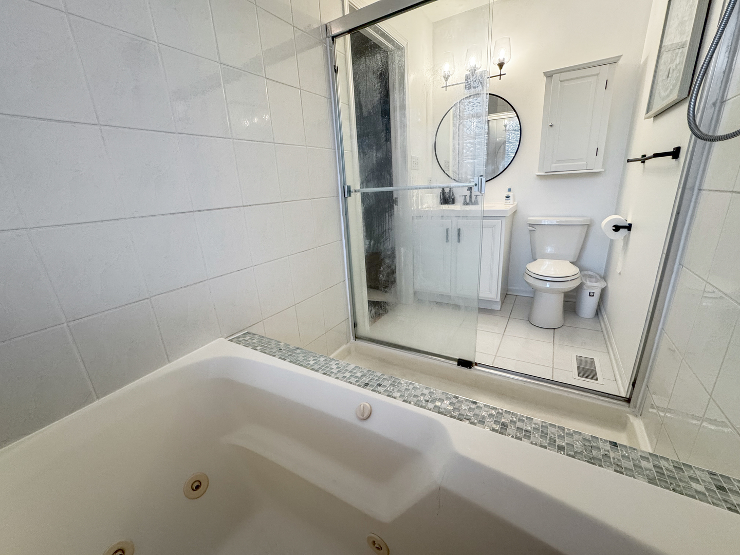 2106 W Erie Street #1E, Chicago, IL 60612