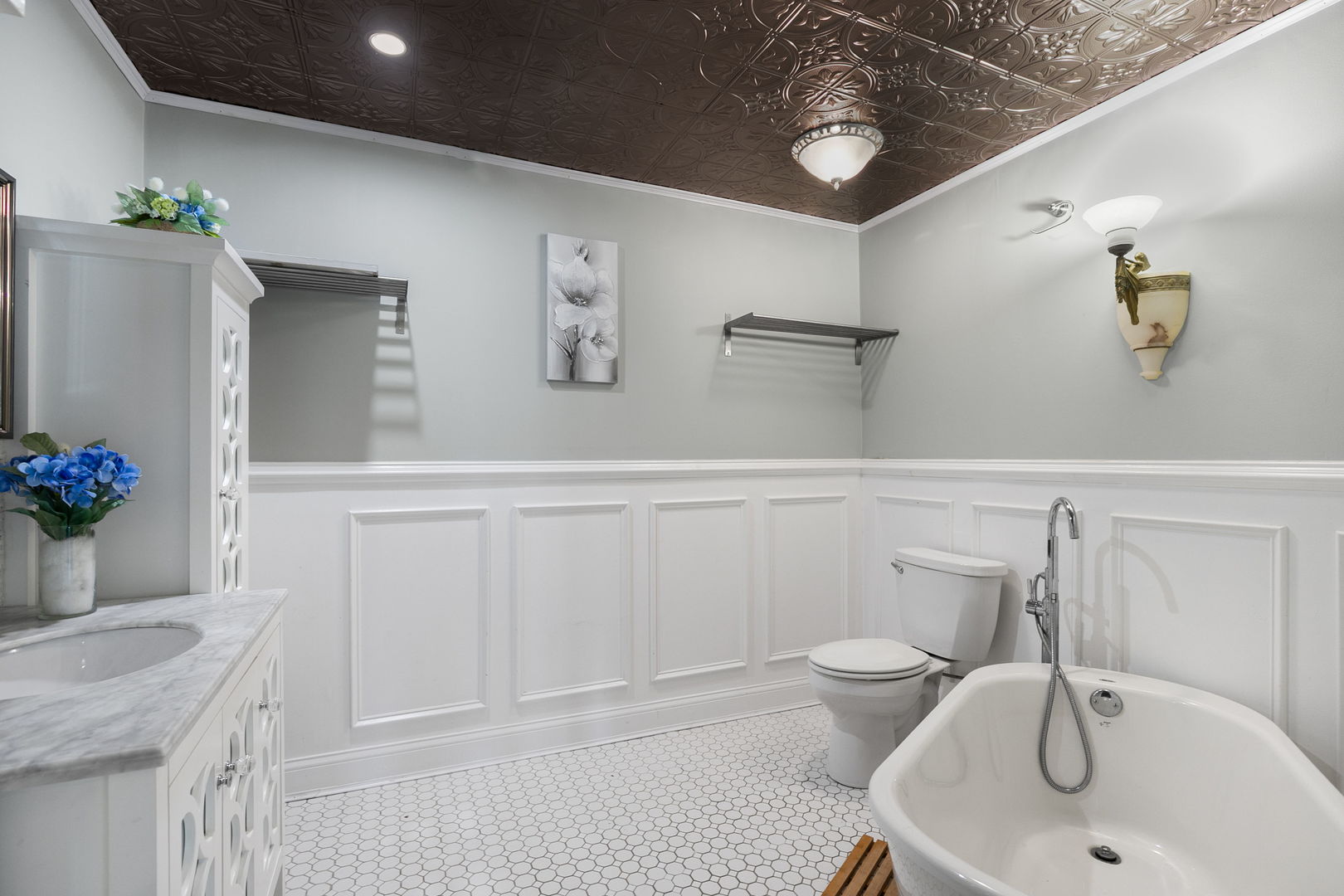 26681 W Wooster Lake Drive, Ingleside, IL 60041