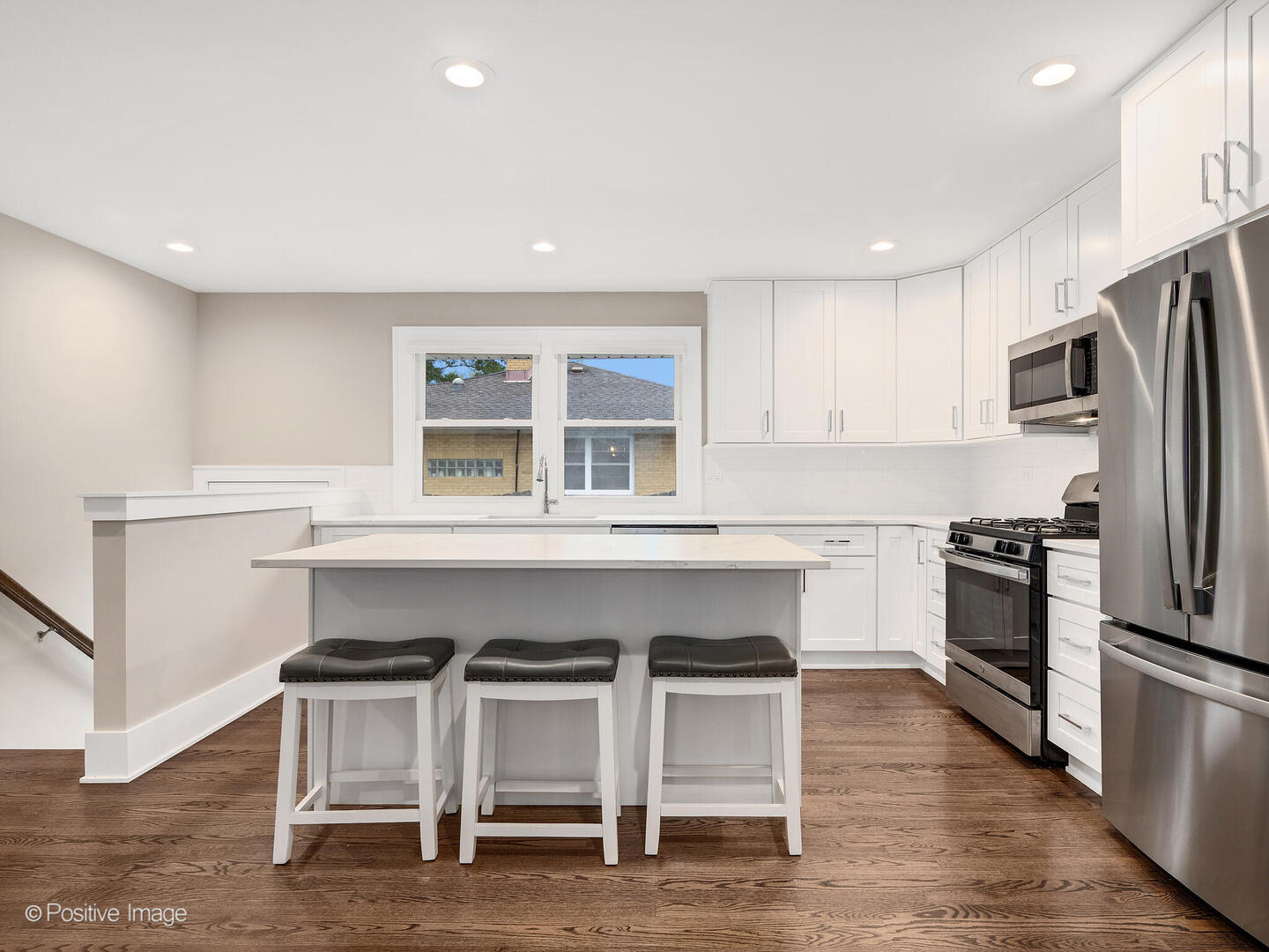 246 N Jackson Road, Clarendon Hills, IL 60514