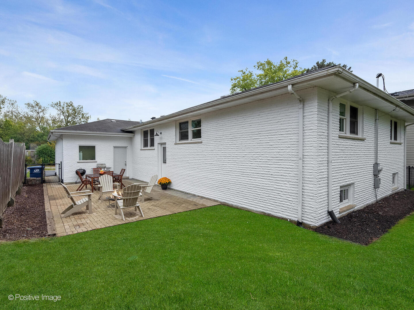 246 N Jackson Road, Clarendon Hills, IL 60514