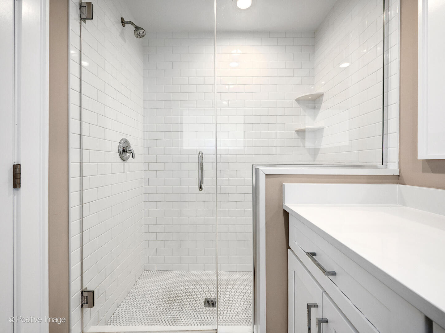 246 N Jackson Road, Clarendon Hills, IL 60514