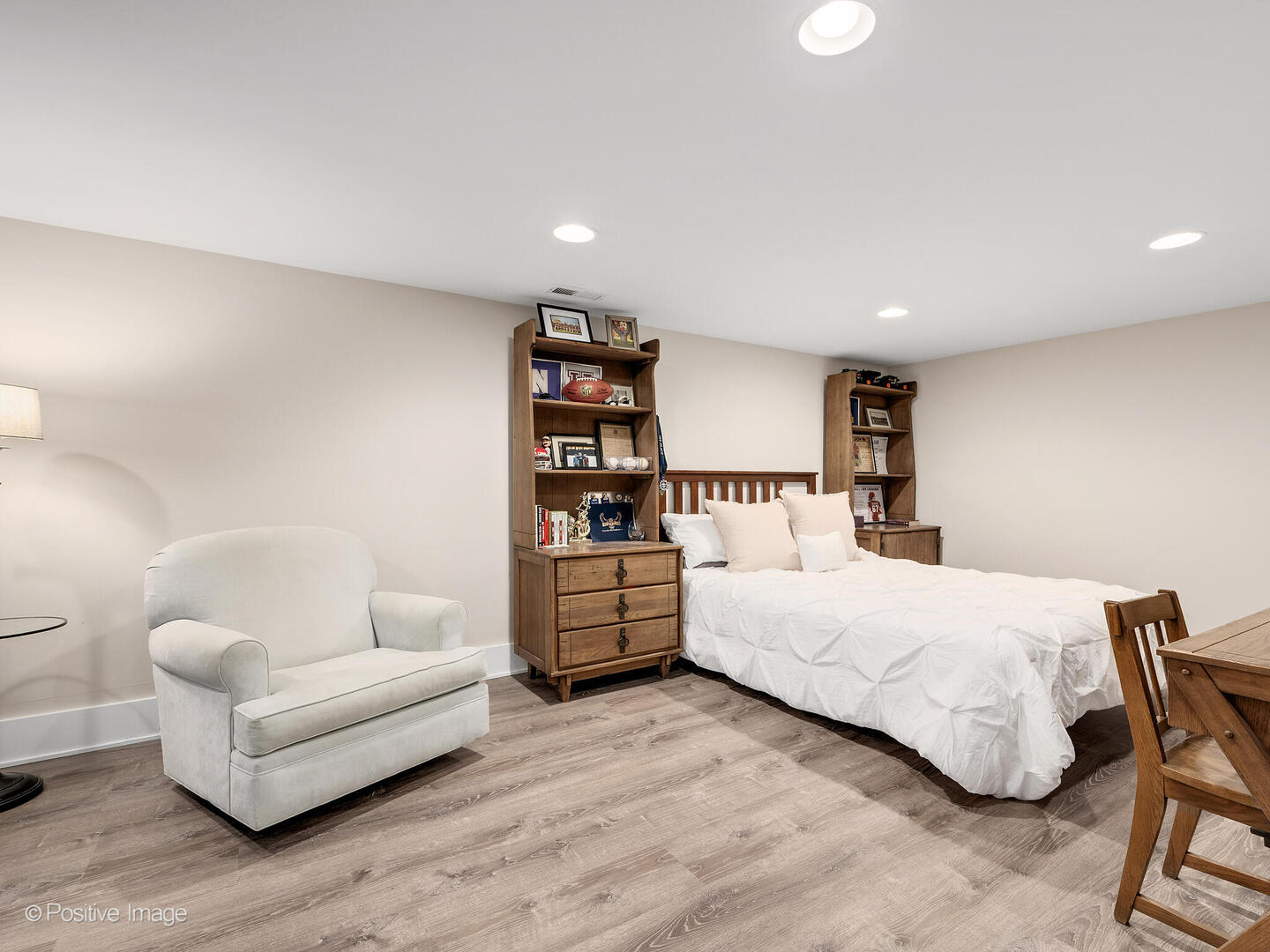 246 N Jackson Road, Clarendon Hills, IL 60514