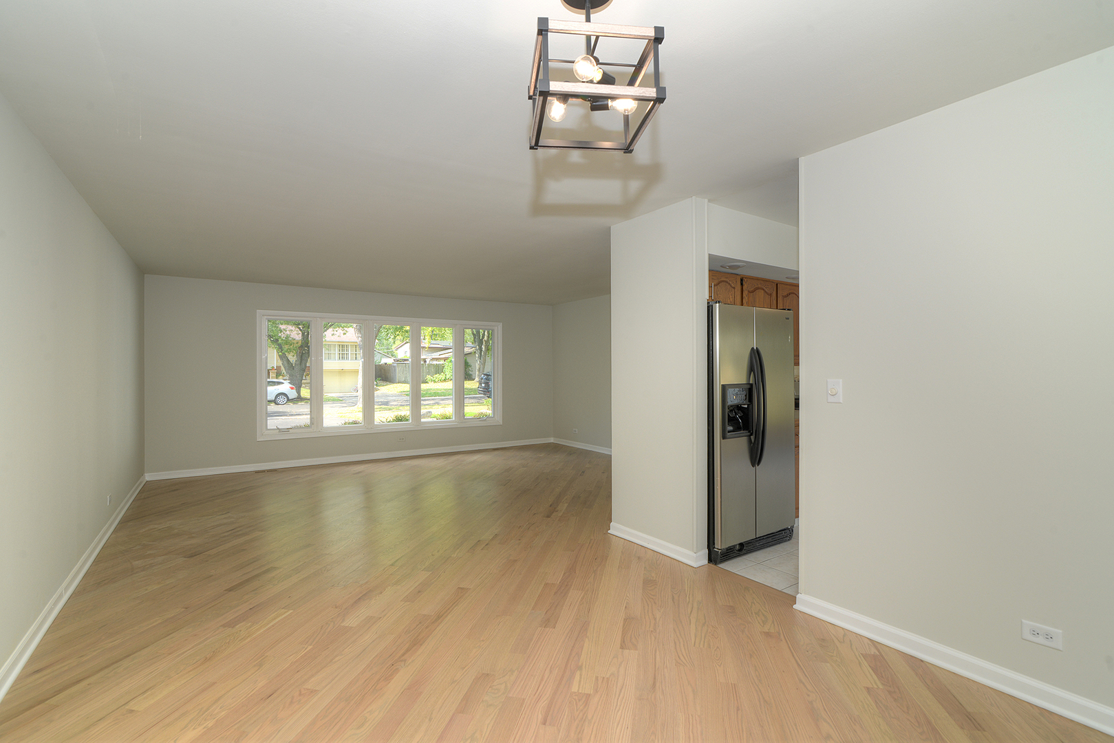 7837 Huntington Circle, Hanover Park, IL 60133