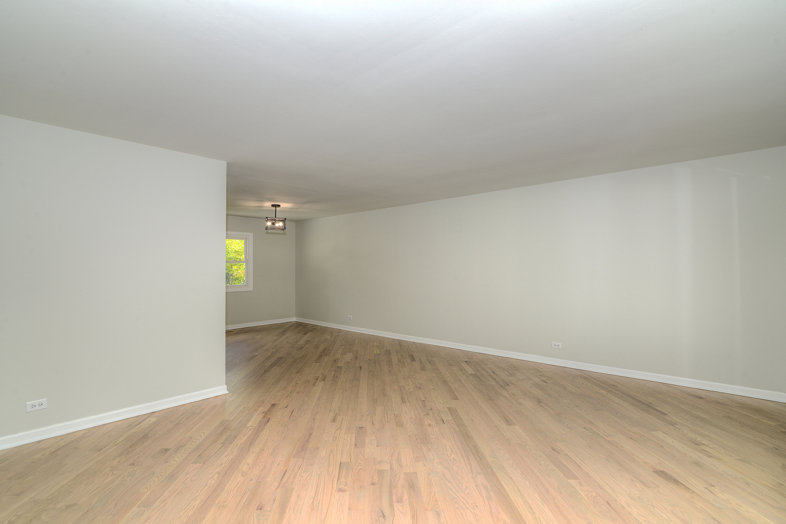 7837 Huntington Circle, Hanover Park, IL 60133