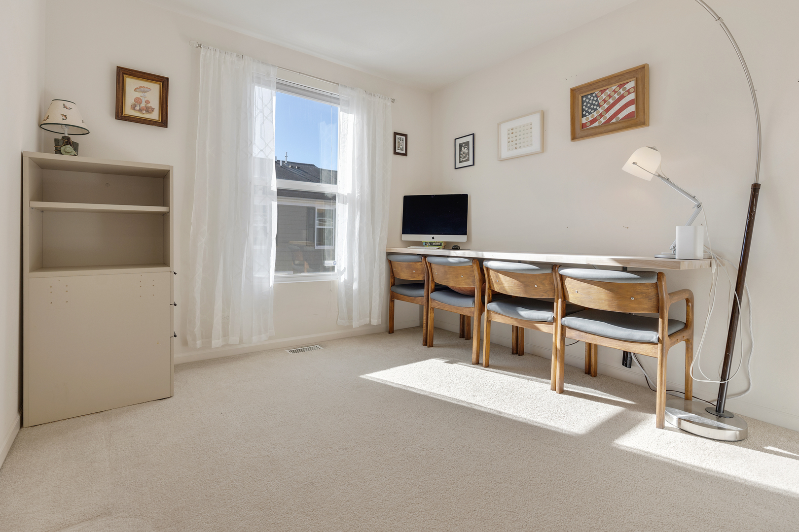 2451 Anna Way, Elgin, IL 60124