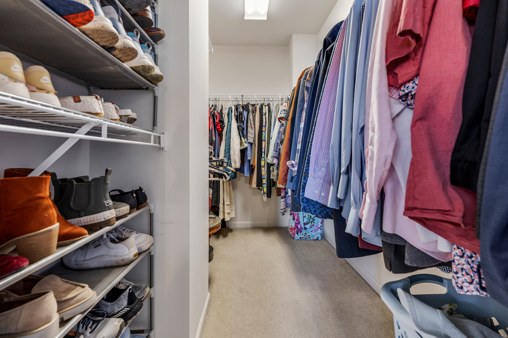 2451 Anna Way, Elgin, IL 60124