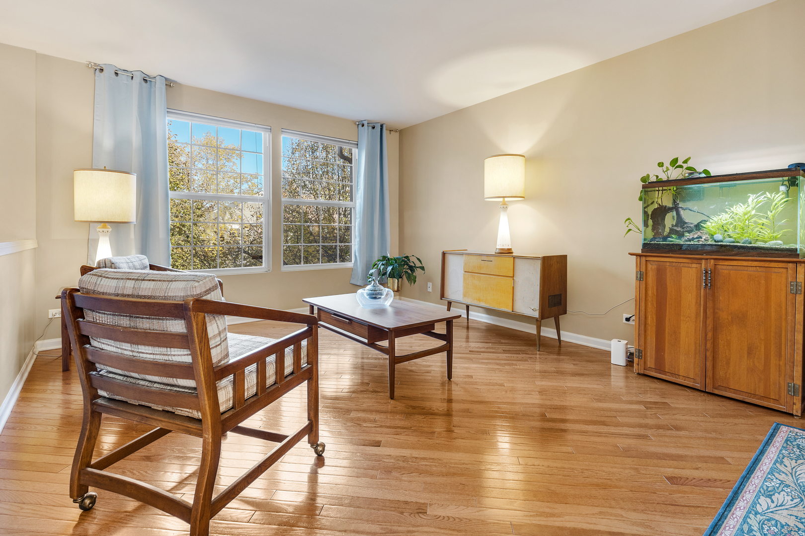 2451 Anna Way, Elgin, IL 60124