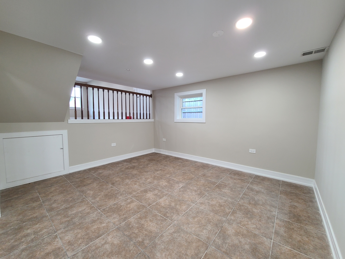 6437 W 82nd Street, Burbank, IL 60459