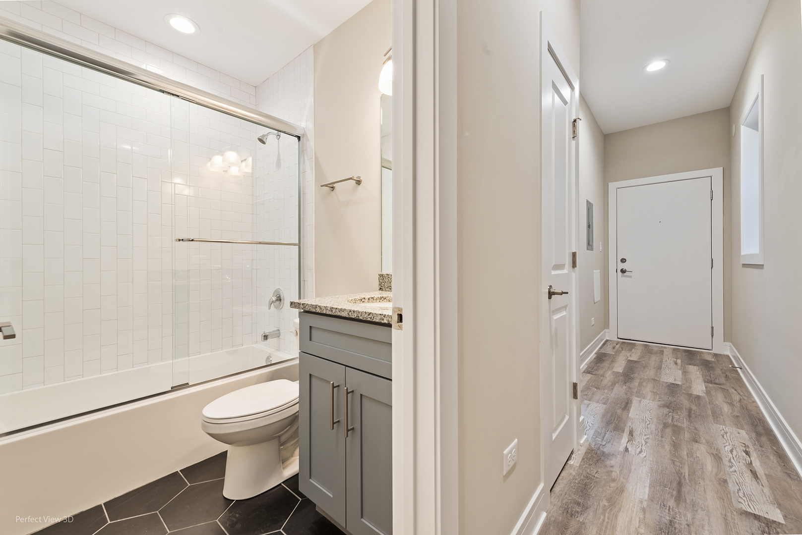 6530 S Maryland Avenue #2, Chicago, IL 60637