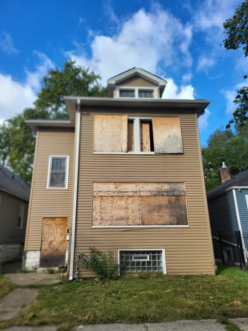 11612 S Yale Avenue, Chicago, IL 60628