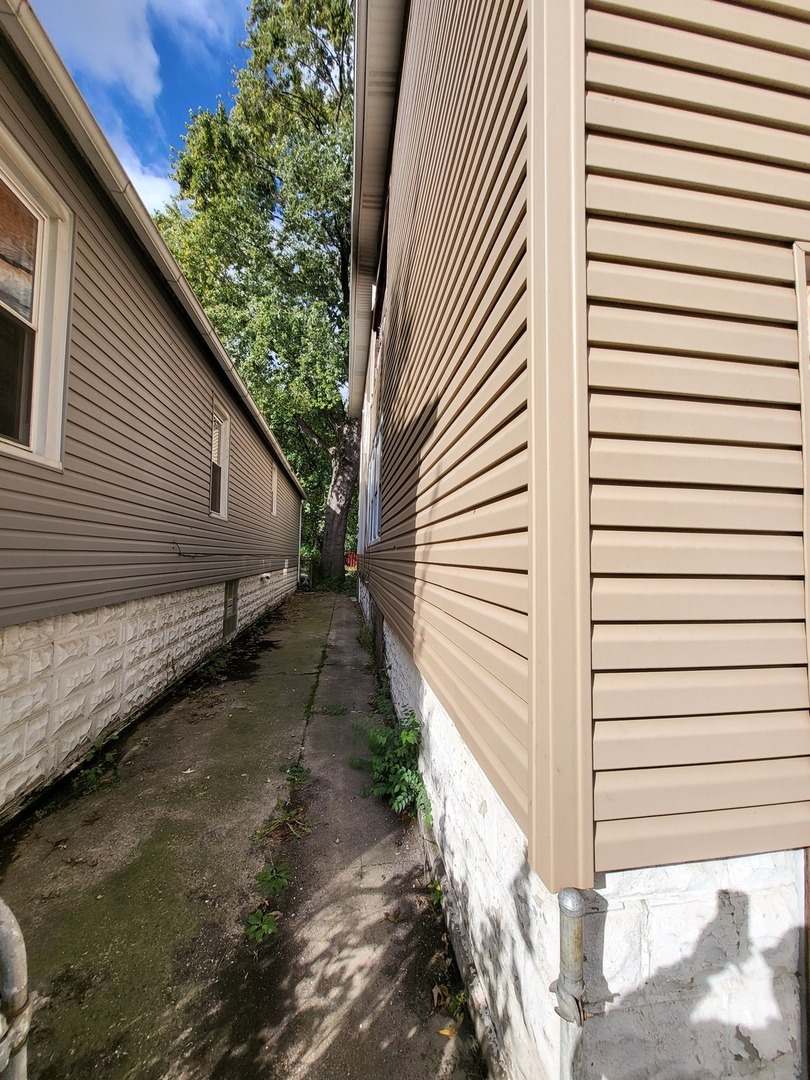 11612 S Yale Avenue, Chicago, IL 60628
