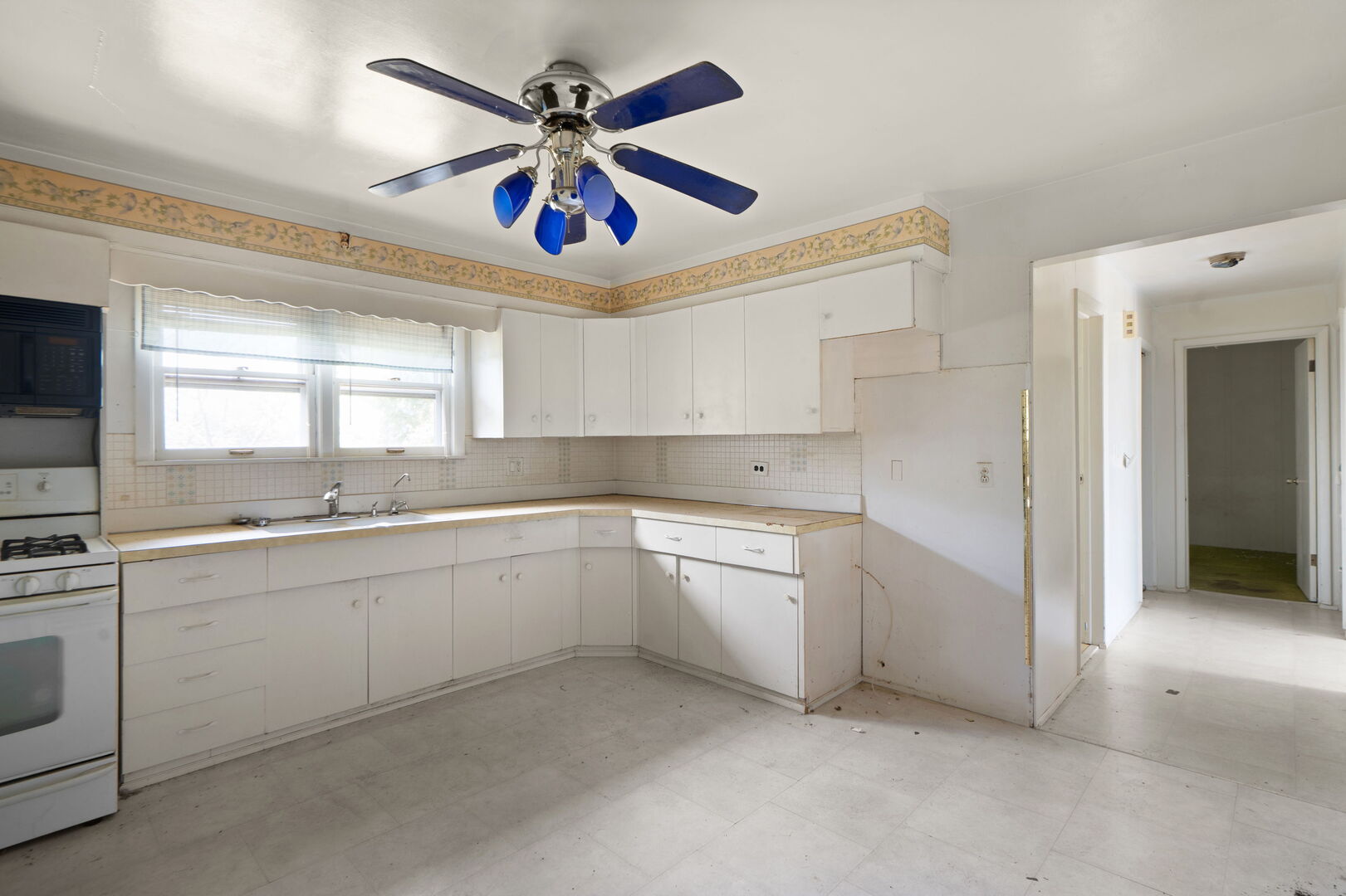 34906 N Augustana Avenue, Ingleside, IL 60041