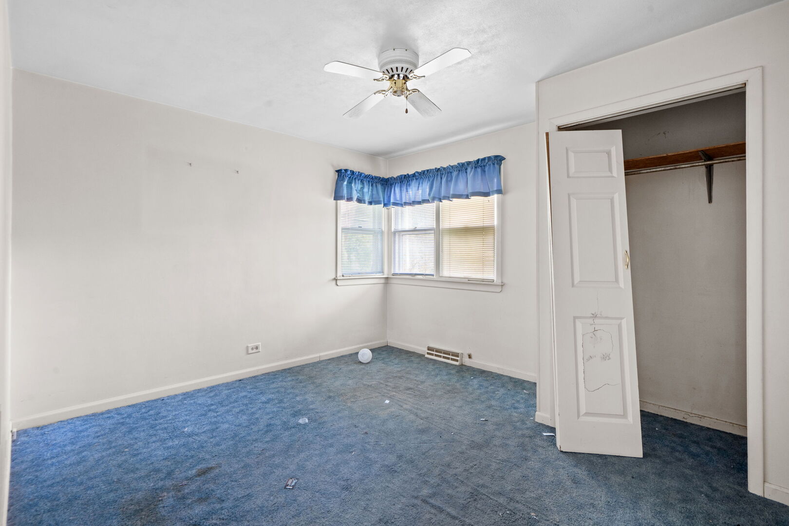 34906 N Augustana Avenue, Ingleside, IL 60041