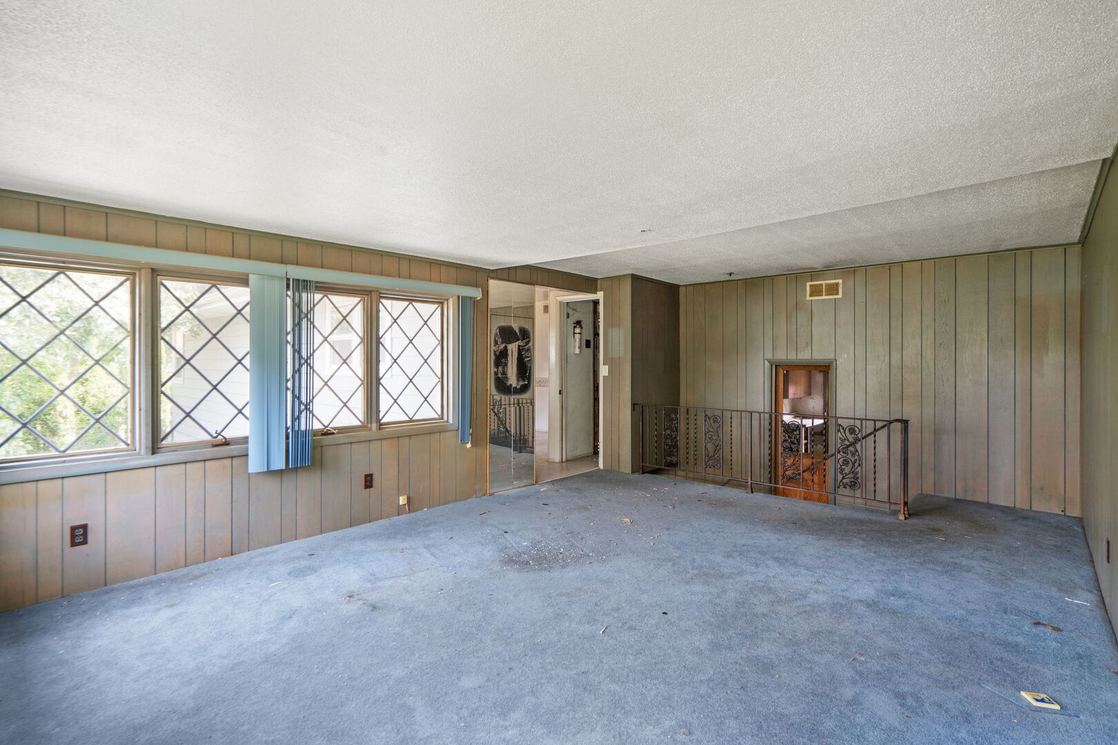 34906 N Augustana Avenue, Ingleside, IL 60041