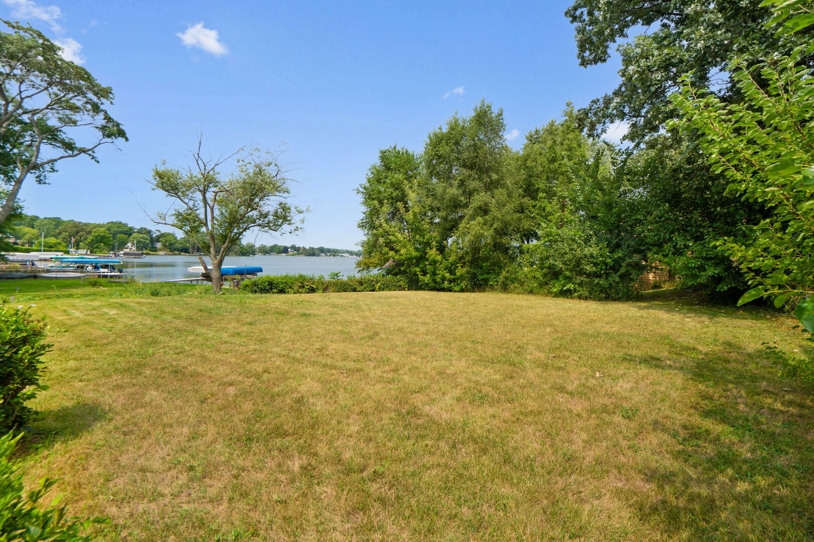 34906 N Augustana Avenue, Ingleside, IL 60041