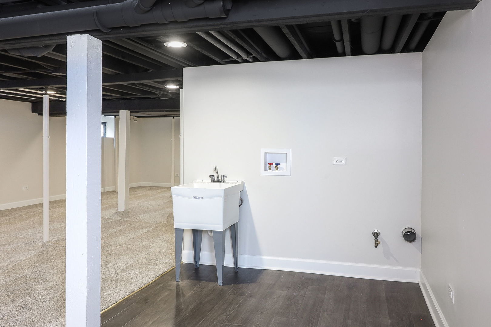 610 Pleasant Avenue, Glen Ellyn, IL 60137