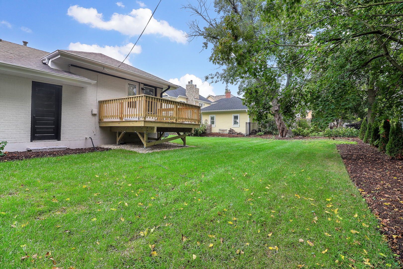 610 Pleasant Avenue, Glen Ellyn, IL 60137